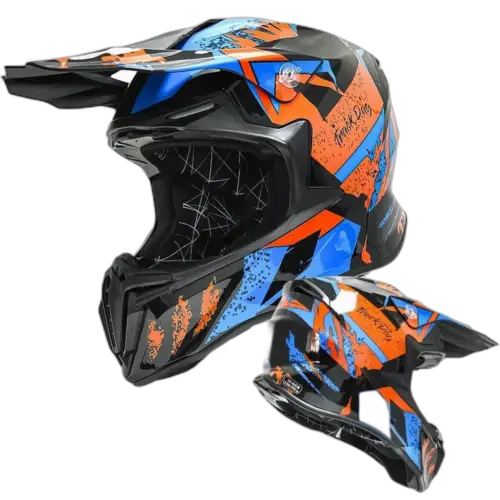 Цялостен мото шлем за офроуд - близък план